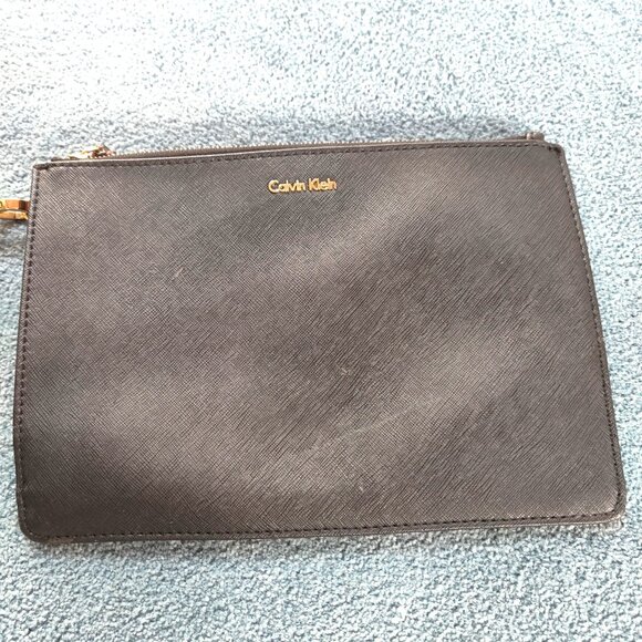 3 Piece Calvin Klein Purse Set - Picture 2 of 4